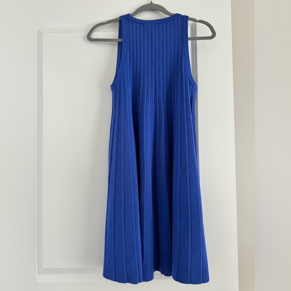 COS Pleated Knit Trapeze Dress - Picture 5 of 7